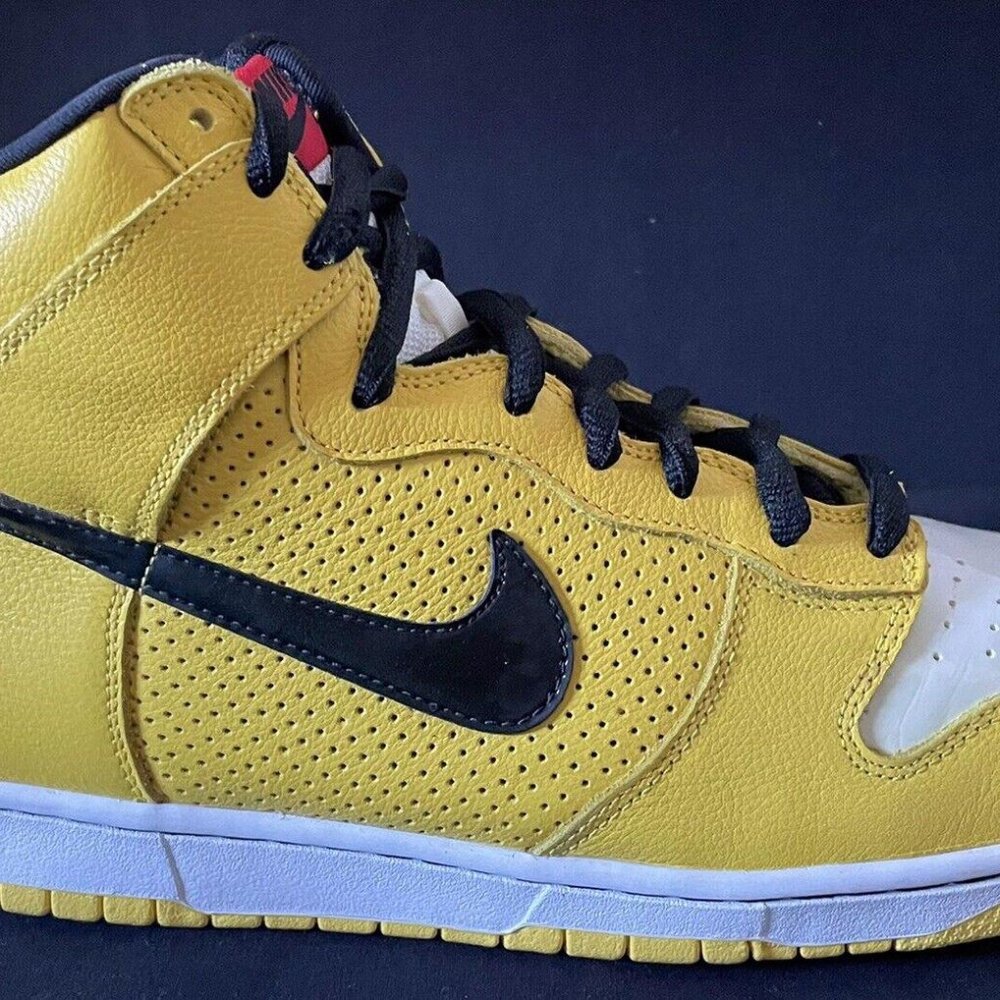 2009 Nike Air Dunk High Wet Floor SB Yellow Men Size 11.5 VNDS OG Box 313171-701